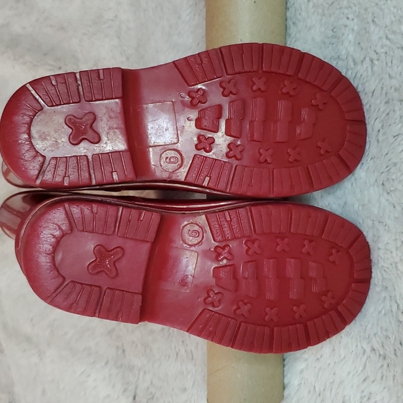 Children's Red Rubber Slip-on Boots (No Shoes Required) - 4" shaft - EUC - Sz 6 - Picture 7 of 12